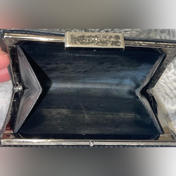 Vintage Coach Soft Black Leather Bi Fold Coin Purse Wallet Cards Bills - Picture 10 of 13